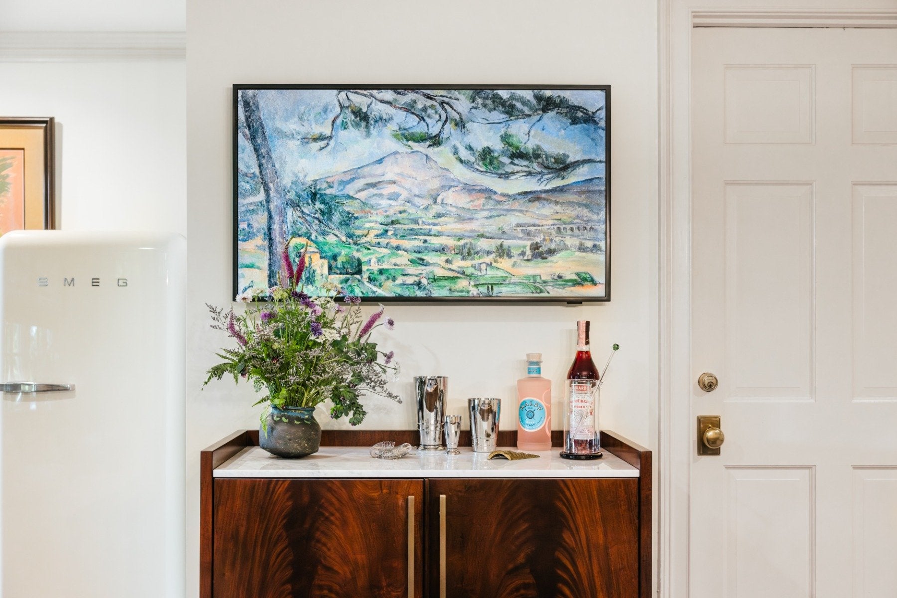 Ridge Bar Cabinet