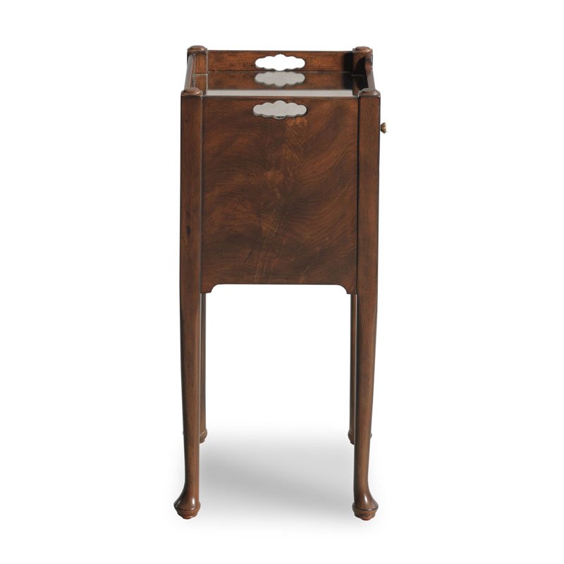 Pansy Drink Table