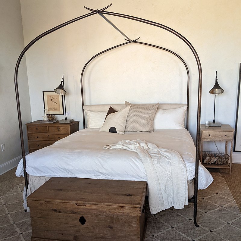 Atrium King Bed